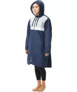 TYR Women's Alliance Podium Parka 9 TYR Women's Alliance Podium Parka